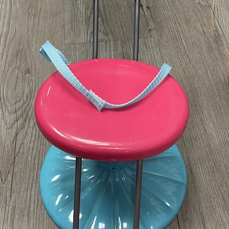 OG Salon Chair, Pink/Blue