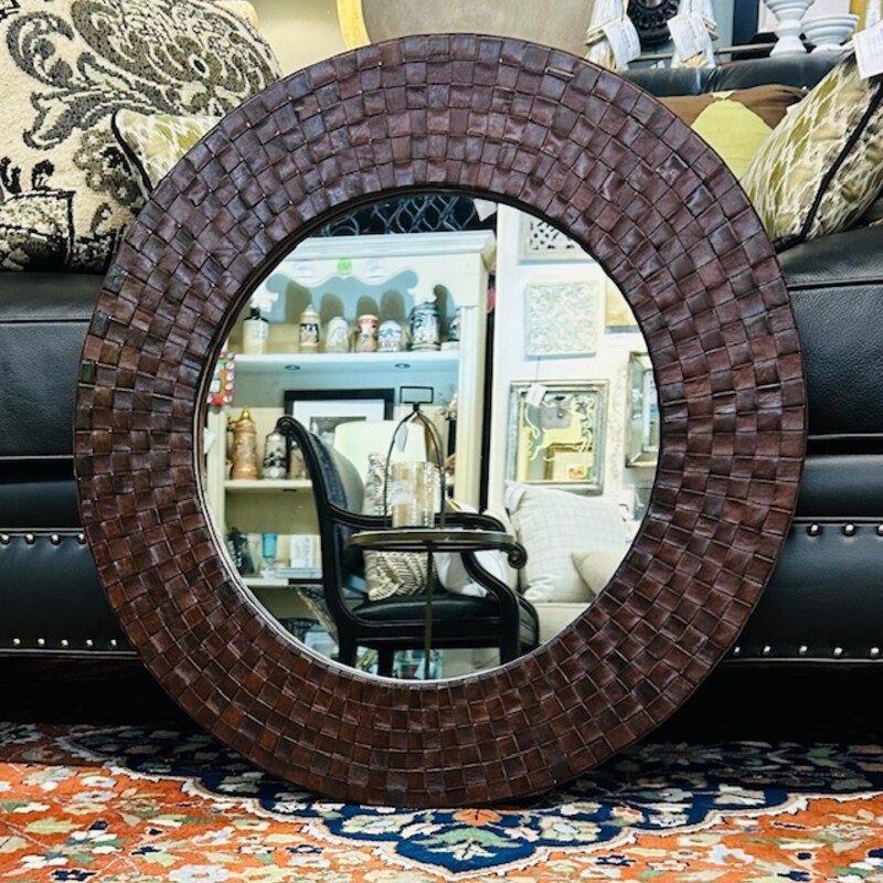 Leather Crosshatch Round Mirror
Brown Size: 28diameter