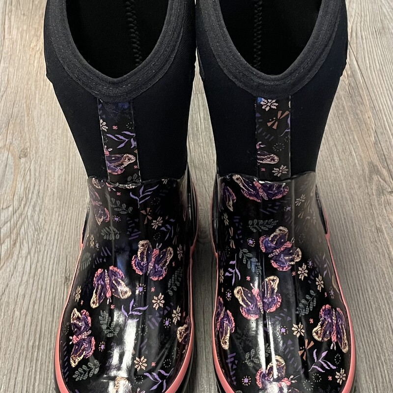 Cougar Floral Neoprene Boots, Black/Coral/Purple, Size: 13Y
NEW