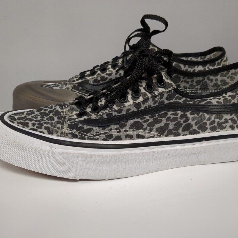 Vans W/ Removable Cover