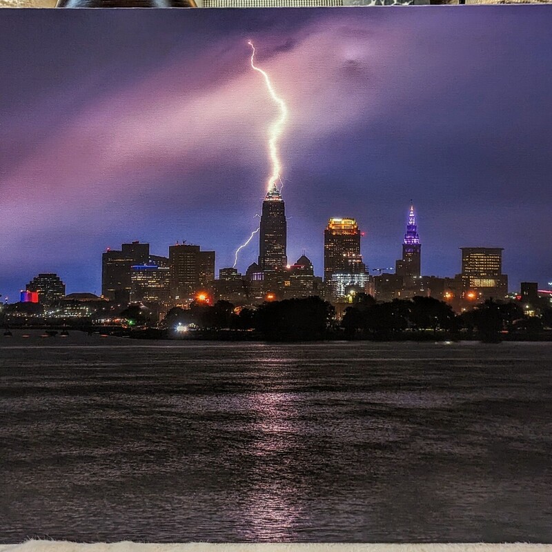 Stormy Downtown Cleveland Canvas Wall Decor
Blue Black White Size: 36 x 24H
NEW
Local Cleveland Artist