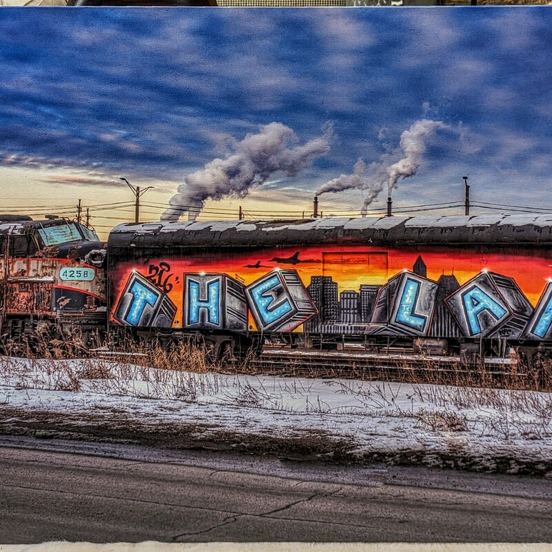 Cleveland Sunset Eagle Avenue Graffiti Canvas Wall Art
Blue Black Orange Size: 36 x 24H
NEW
Local Cleveland Artist