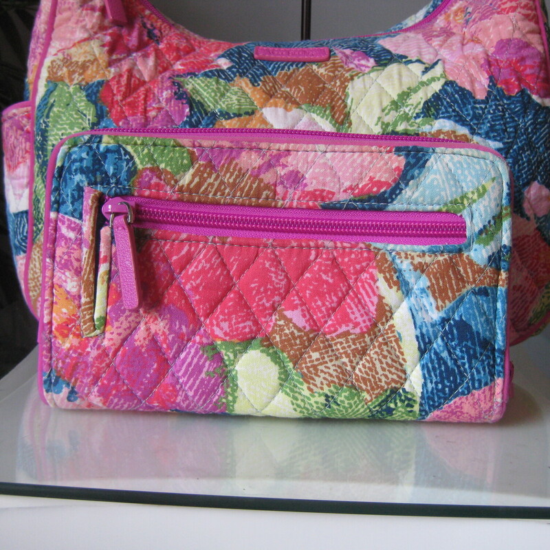 Vera Bradley Watercolor M, Pink, Size: Matching W

This roomy crossbody bag and wallet set by Vera Bradley featres the Watercolors pattern.
Very long adjusttale shoulder strap.
Outside zippered pockets and two side slip pockets.
Inside there are three slip pockets and one zippered  pockets.
11.5 x 8.25 x 4.5 (at the bottom)
Strap adjusts from a 14.5 drop to a maximum 30 drop

The matching wallet is included.  it has a turn lock closure and a zip around compartment.  The is space for cards, bills, receipts, ID.  It also has an outside zippered pockets.  7.5 x 5

Both in almost like new condition.

thanks for looking!
#4211