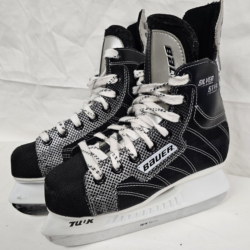 Bauer Supreme Silver Star Hockey Skates, Size: 1, pre-owned
