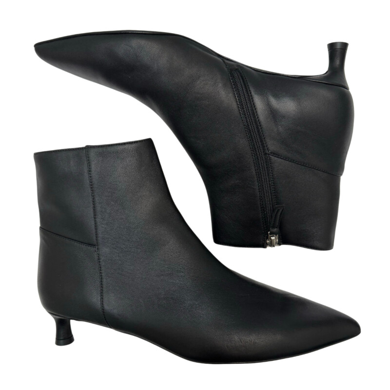 Everlane The Editor Leather Bootie
Black
Size: 8.5