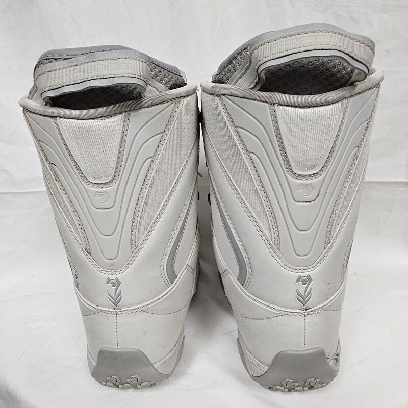 Northwave Freedom Snowboard Boots, Size: 6, pre-owned in great shape!