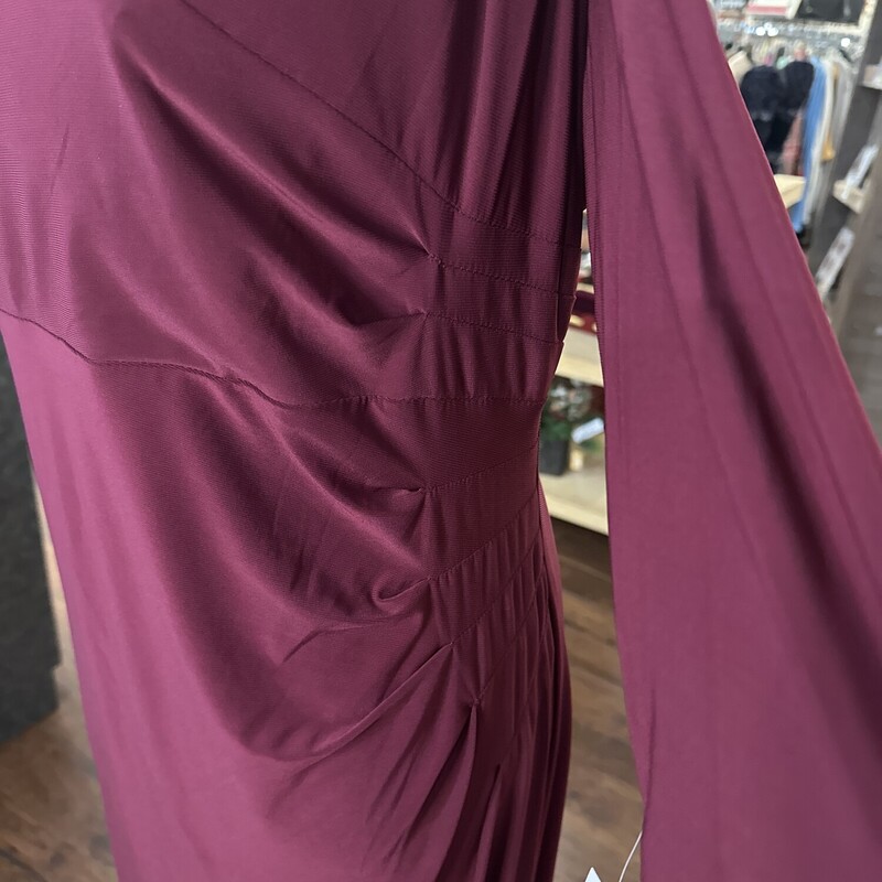 R&M Richards NWT  Formal Dress, Maroon, Size: 18W<br />
Open shoulders, with sleeves