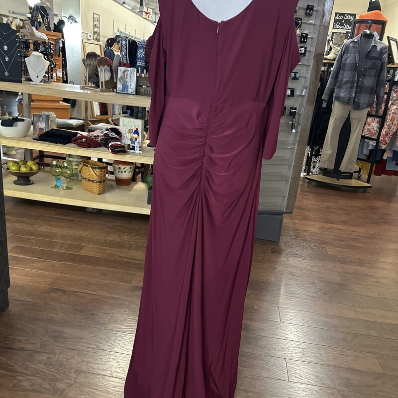 R&M Richards NWT  Formal Dress, Maroon, Size: 18W<br />
Open shoulders, with sleeves
