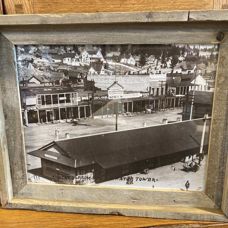 Downtown Truckee

Size: 17x14