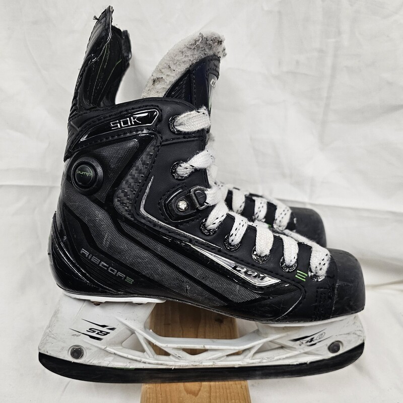 CCM Ribcor 50K Pump Hockey Skates, Size: 2.5, with CCM SpeedBlade Black Steel.  Preowned, MSRP $399.99