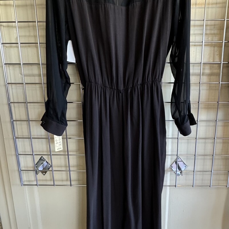 NWT Wild Rose Jumpsuit, Black, Size: 12<br />
Vintage Jumpsuit.<br />
All sales are final.<br />
Either pickup from store within 7 days of purchase or have it shipped.