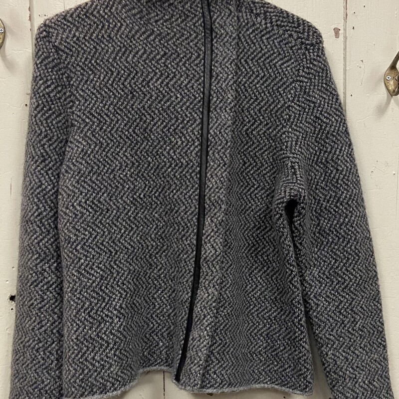Gy/b Wool Alpac Sw Jacket<br />
Gry/blk<br />
Size: L R $298