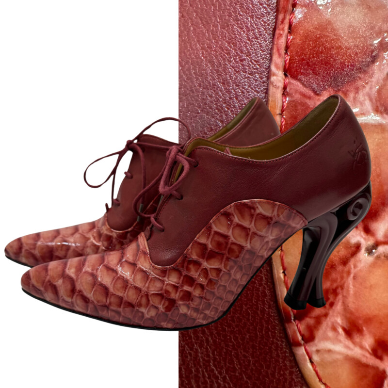 John Fluevog Ursula Lace Up Heel

The Ursula bares an utterly divine, reptilian embossed patent leather that adorns the front of the foot. Crafted in Portugal, they feature tunite soles and that unmistakable 4 scrolled heel.

Color: Red
Size: 9