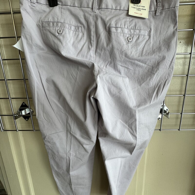 New Khakis By Gap
Color: Purple
Size: 16 XL
In Store Pick Up Within 7 Days Or Can Be Shipped With Additional Shipping Fee. All Sales Final/No Returns