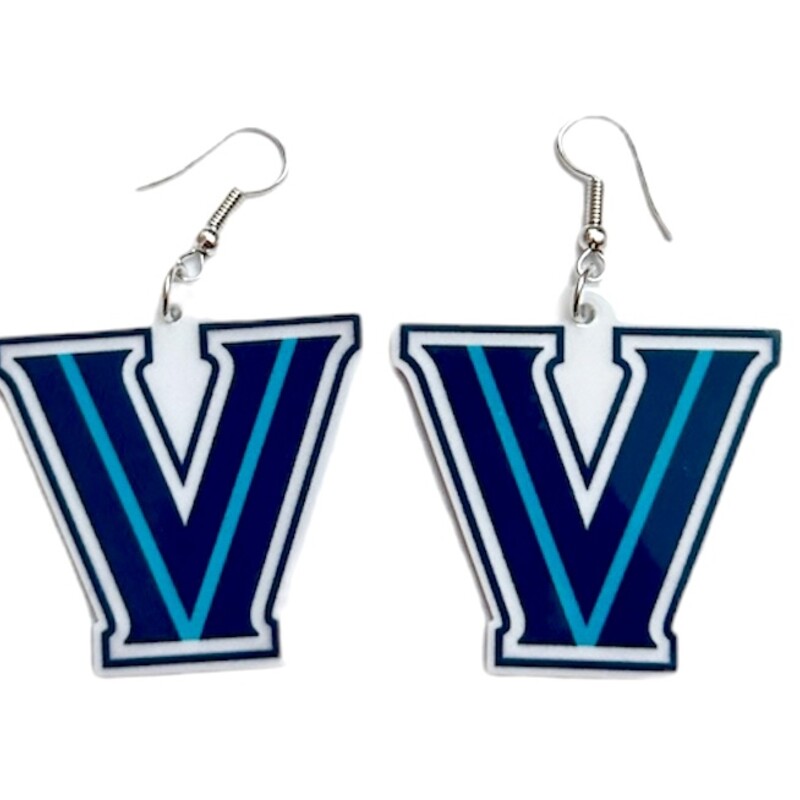Villanova V

BEFORE BUYING, PLEASE READ THIS ENTIRELY:


Earrings are made from plastic material (very light and comfortable) and with hypoallergenic wires. We have both gold and silver but will default to silver when shipping out to you. If you want gold, PLEASE EMAIL US AND LET US KNOW IN ADVANCE.  :)


Earrings measure approximately 1.5” not including the wires, please allow +/- 0.5cm variances (pairs will always be the same size). Colors may look slightly different due to your monitor or phone screen.


For earrings only: shipping is $6 regardless if you buy 1 pair or 20 pairs. Grab extras as gifts for coworkers, friends, and family! ***Automatic shipping calculations are set and we cannot change it for just the earrings, so you’ll receive a refund for the difference in shipping charges.


PLEASE ALLOW AT LEAST 1 WEEK FOR SHIPPING. THANK YOU FOR SHOPPING SMALL, WE APPRECIATE IT!