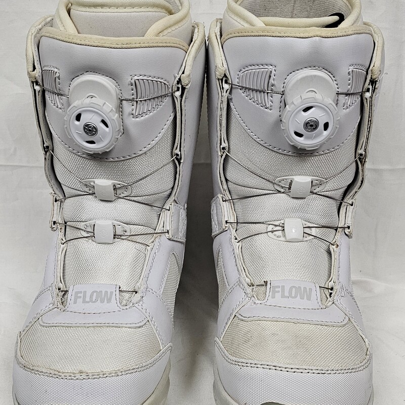 Flow Vega BOA Snowboard Boots, size W8, M7, pre-owned, MSRP $179.99