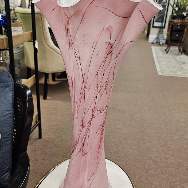 Ruffled Top Vase
Pink
Size: 10.5 x21 H