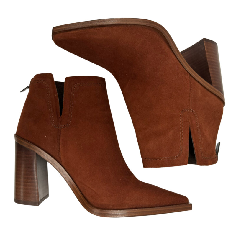 Vince Camuto Welland Suede Boots<br />
Back Zip and Chunky Heel<br />
Color:  Spice<br />
Size: 6.5