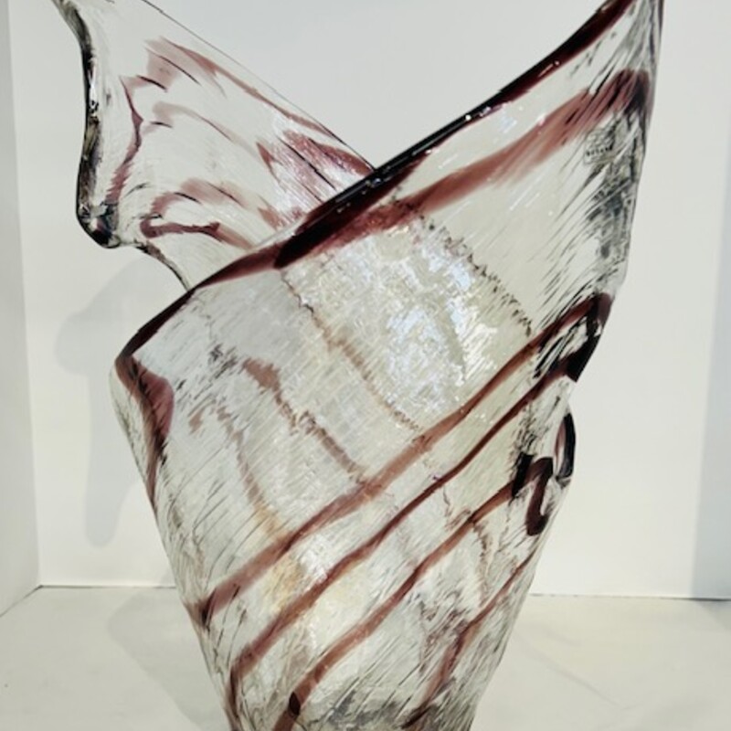 Murano Swirl Abstract Vase
Clear Red
Size: 11x14.5H