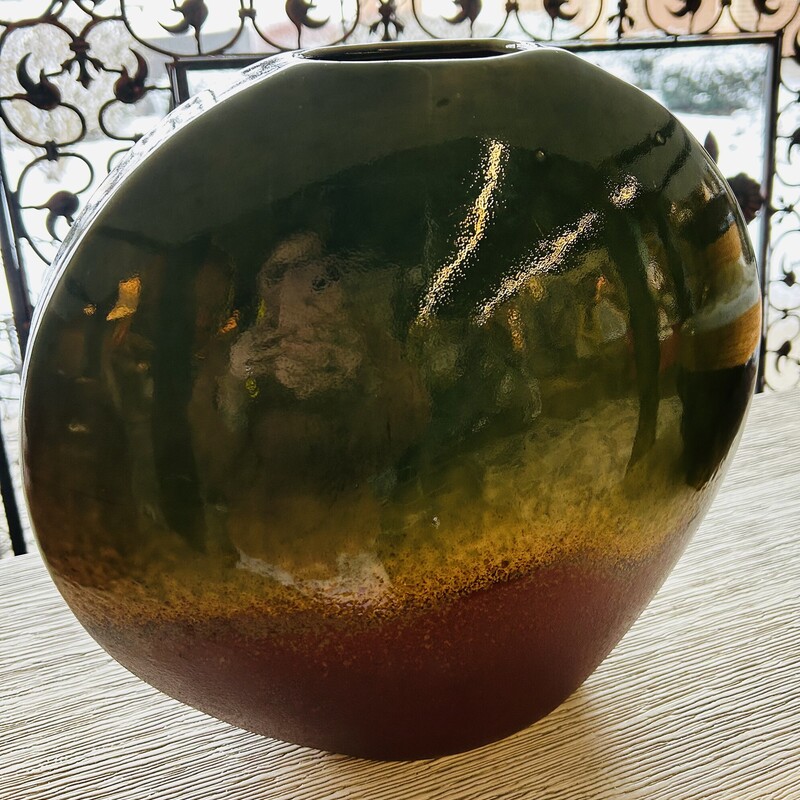 Flat Ceramic Glazed Drip Vase
Green Brown Cream Size: 12 x 11H