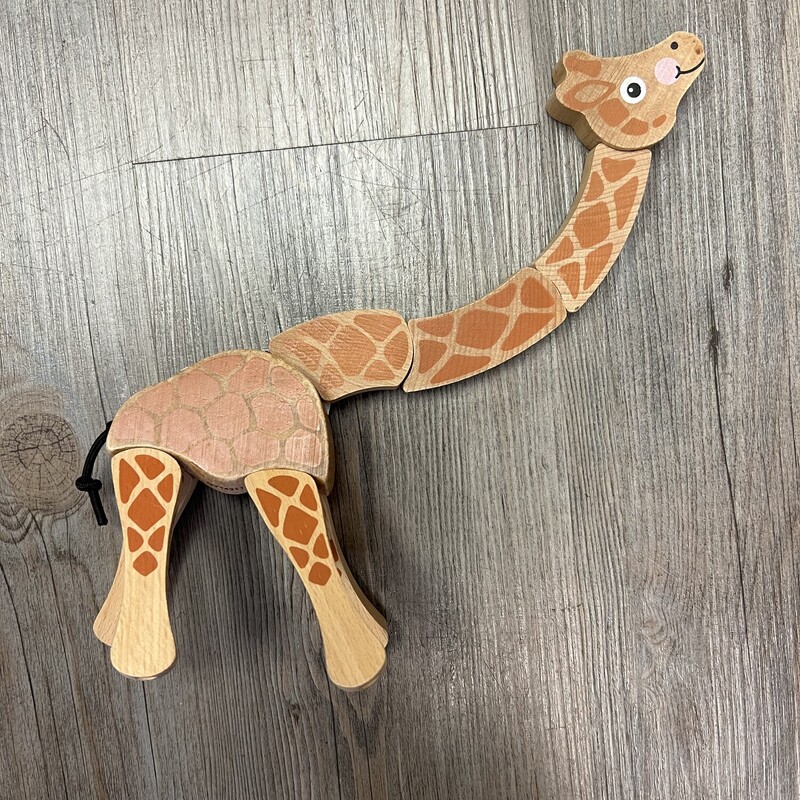 M&D Wooden Giraffe, Beige, Size: 24M+