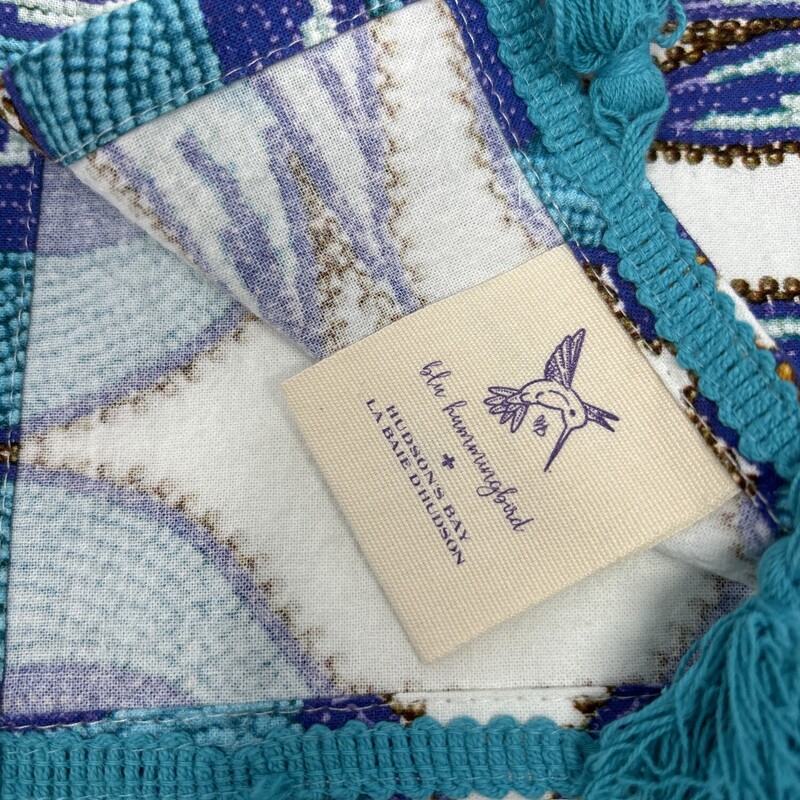 Fringed Tea Towel  Hummingbird<br />
By Hudsons Bay<br />
Blue<br />
Size: X large<br />
100% Cotton