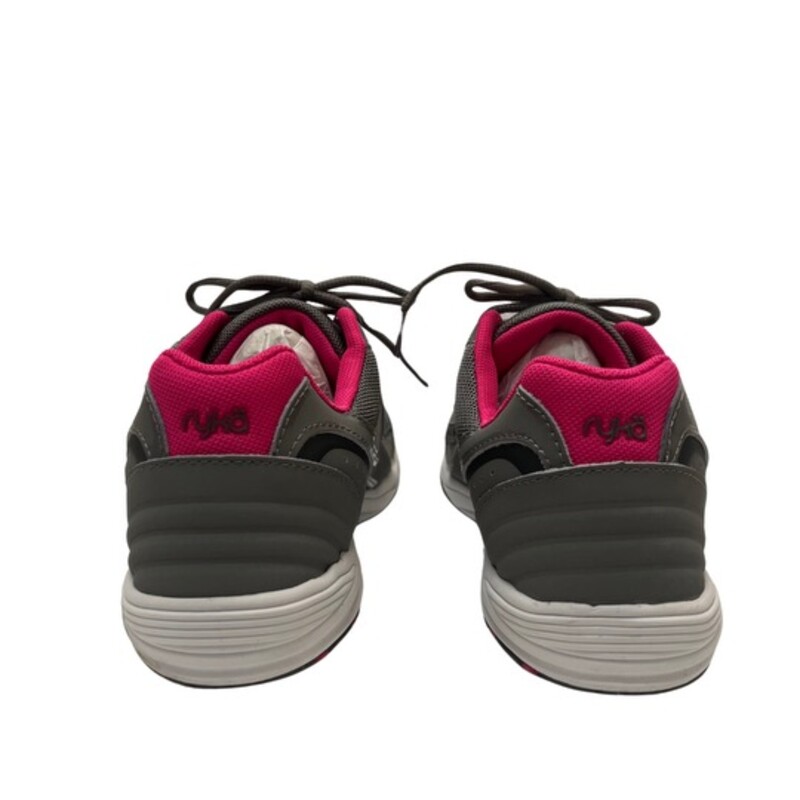 Ryka Dash 3 Walking Shoe<br />
Build with a narrower heel, roomier toe, and softer foot cushioning<br />
Lightweight breathable mesh, leather and faux leather overlays for extra durability, + Padded collar for extra cushioning<br />
Gray and Pink<br />
Size: 8.5 Wide