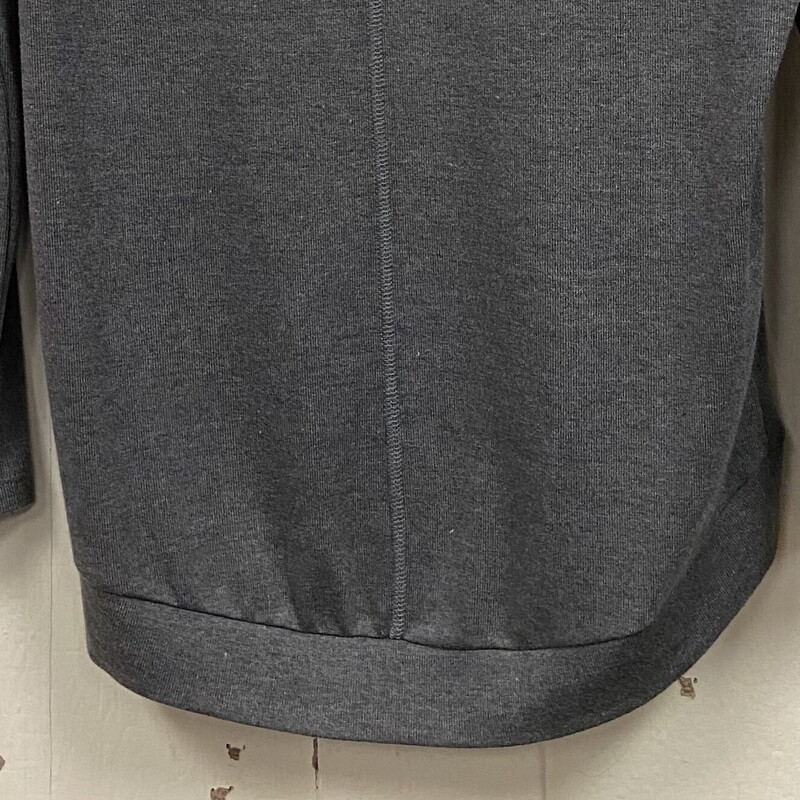 Char/blk Sweater Hoodi<br />
Char/blk<br />
Size: S R $103