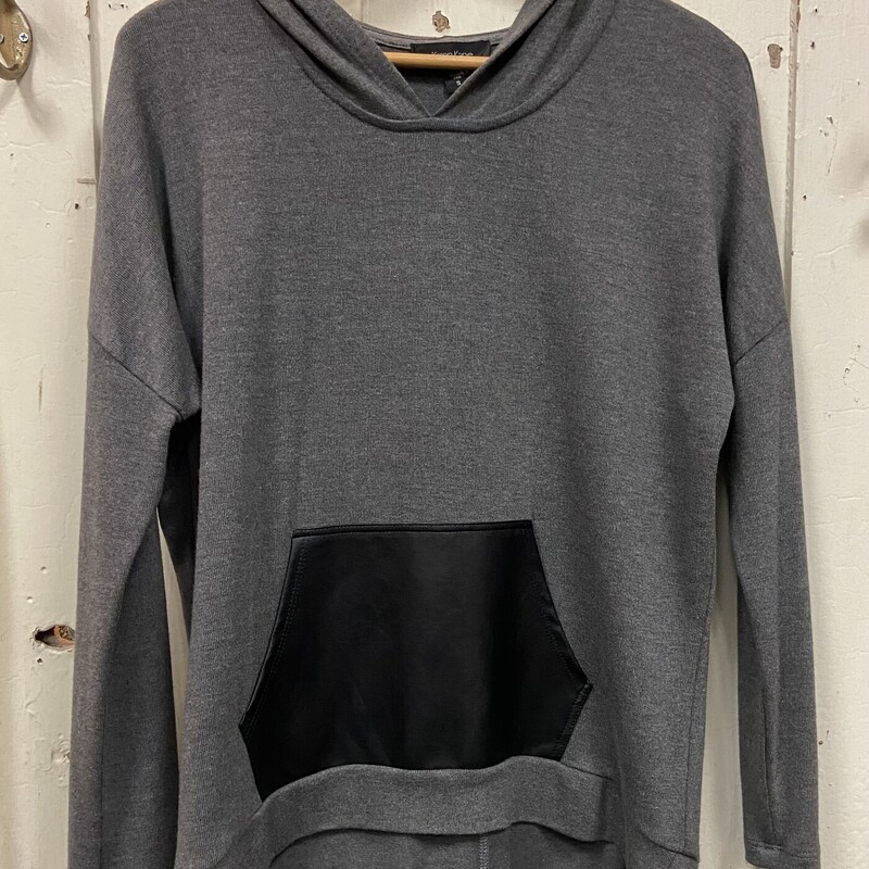 Char/blk Sweater Hoodi<br />
Char/blk<br />
Size: S R $103