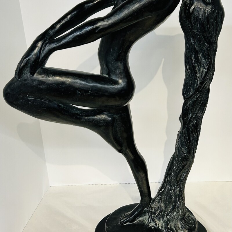 Austin Sultry Awakening Statue
Black
Size: 9.5 x12.75 H