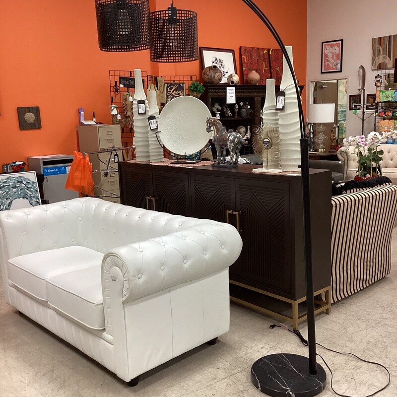 Chic & Cozy Consignment Furniture Online Gallery Henderson, NV 89052 7027781443