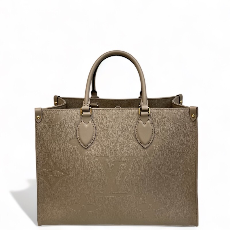 Louis Vuitton Onthego MM Turtledove<br />
<br />
Size: MM<br />
<br />
13.8 x 10.6 x 5.5 inches<br />
(length x Height x Width)<br />
2 long leather shoulder straps (drop: 24 cm)<br />
<br />
Tourterelle Beige<br />
Embossed grained cowhide leather<br />
Grained cowhide leather trim<br />
Microfiber lining<br />
Gold-color hardware<br />
Inside flat zipped pocket<br />
Inside double pocket<br />
Handle:Double<br />
<br />
This authenticated Louis Vuitton launches the Onthego MM tote bag in grained Monogram Empreinte, a soft leather that is embossed with a large and modern Monogram pattern. Thanks to the square shape, it boasts a generous capacity and can easily fit a laptop. Its articulated top handles and shoulder straps give carrying options.