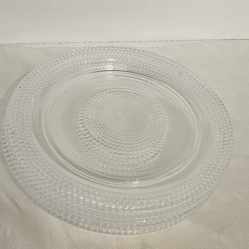 Set of 6 Crate and Barrel Colette Glass Salad Plates
Clear
Size: 8 x 8