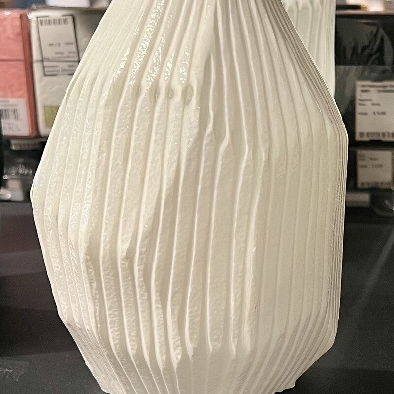 White Aggie Vase, None, Size: 9 In High