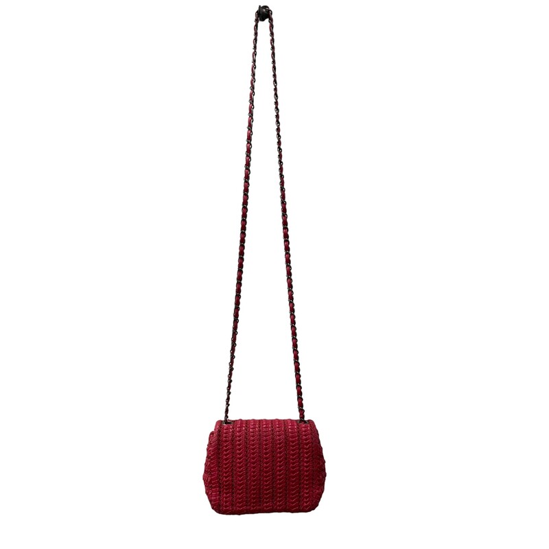 From the Cruise 2016 collection, this Chanel Mini Square Flap bag is crafted in red intricately woven leather accented and finished with antiqued silver-tone hardware.

Features:

Chain-link And Leather Shoulder Strap
CC Turnlock Closure
Interior Zip And Slip Pockets
From the Cruise 2016 collection, this Chanel Mini Square Flap bag is crafted in red intricately woven leather accented and finished with antiqued silver-tone hardware.

Leather
Fabric Lining
Silver Hardware
Details:
Length: 6.7
Height: 5
Depth: 3
Strap Drop: 20

Code: 21807793
Made in Italy
Cruise 2016