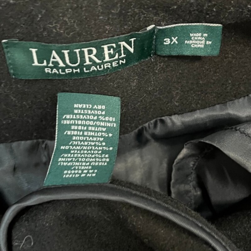 Ralph Lauren Wool Blend Coat<br />
Fringe Accent<br />
Toggle Closure<br />
Color: Black<br />
Size: 3X