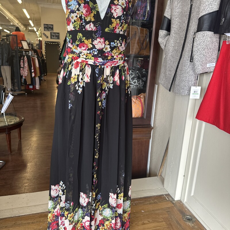 New With Original Tags: Ever Pretty Long, Blk/Flor, Size: 16<br />
All sales are final.<br />
Pick up in store within 7 days of purchase or have it shipped.