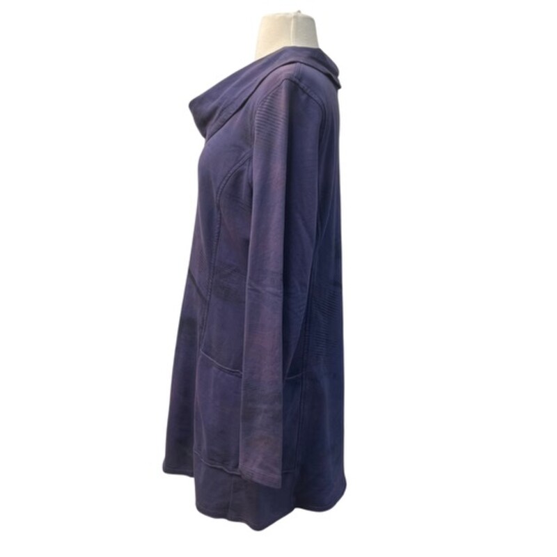 CMC Color Me Cotton Cowl Tunic Top<br />
96% Cotton 4% Spandex<br />
With Pockets!<br />
Colors: Plum, Blue, Dark Gray, and Dijon<br />
Size: Medium