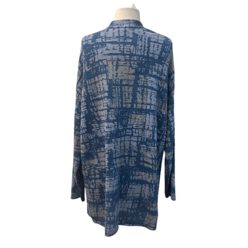 Pure Jill Indigo Cardigan
Ocean Blue, Light Blue, and Gray
Cotton Blend
With Pockets!
Size: Large