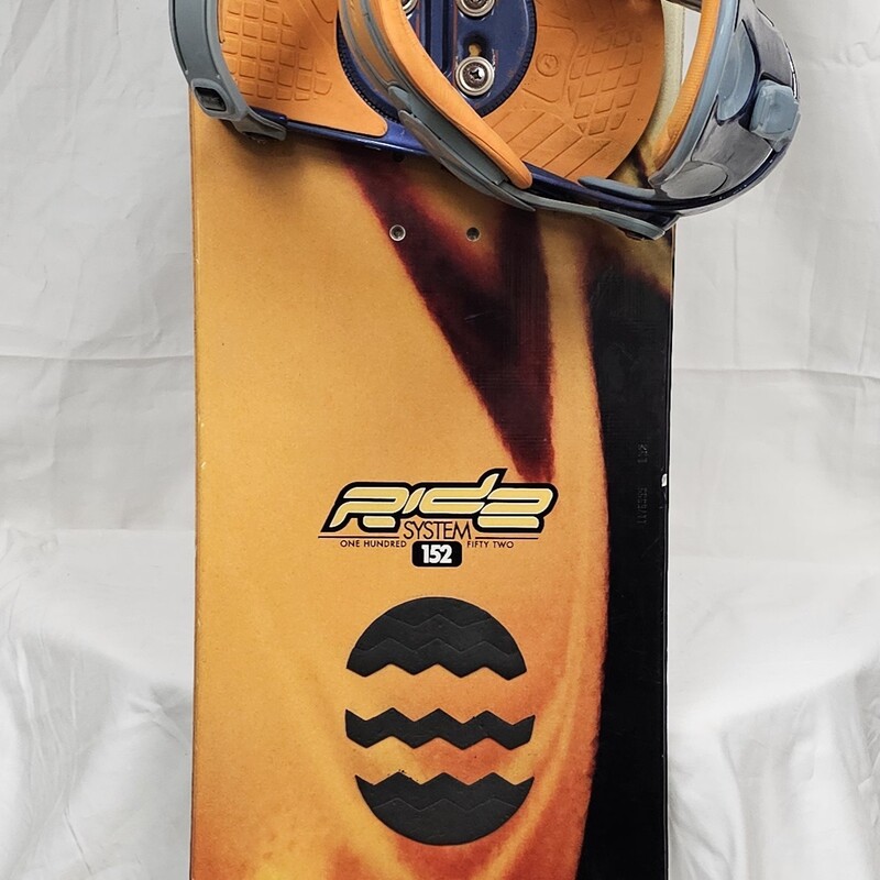 Ride System Snowboard with Ride bindings, Size: 152cm, pre-owned