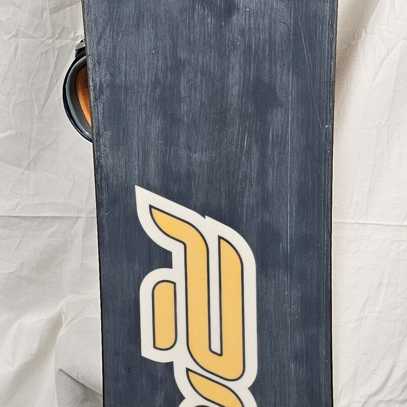 Ride System Snowboard with Ride bindings, Size: 152cm, pre-owned