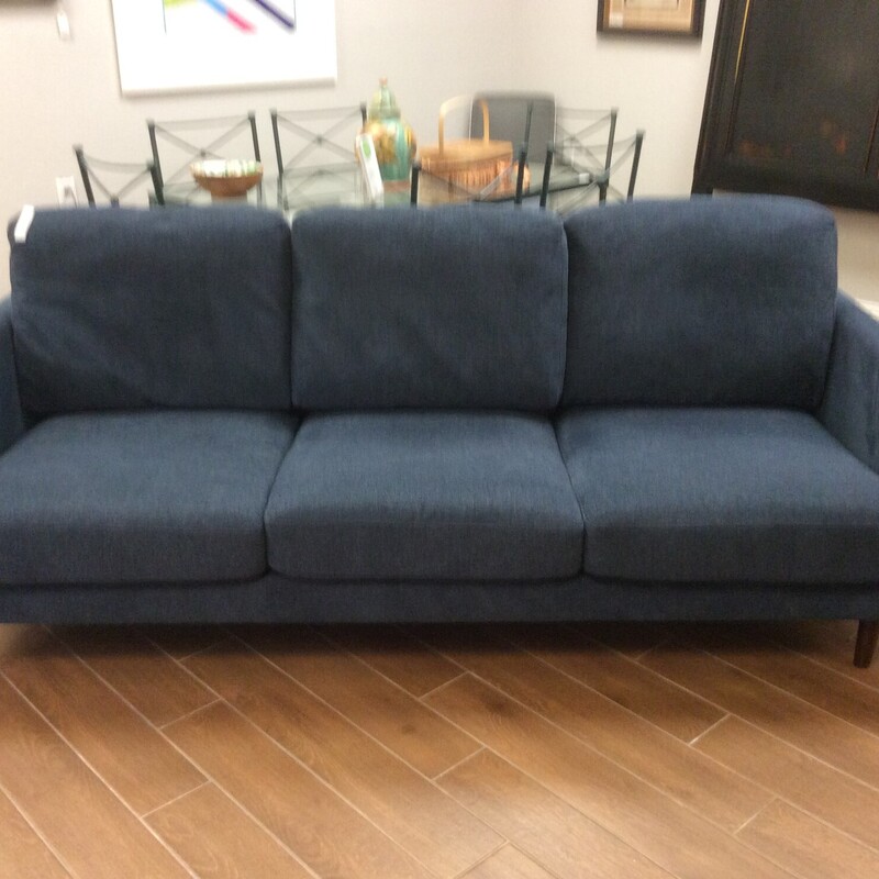 Modern sofa that makes a great canvas for decorating with throws and pillows of your choosing. Blue, Size: 87\"
