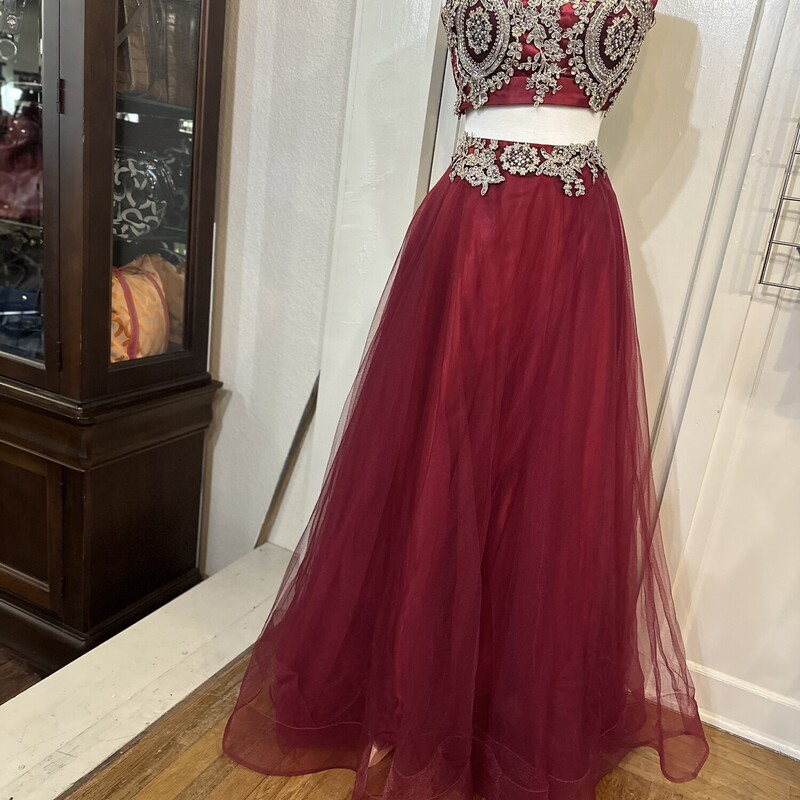 NOX Anabel 2Pc Dress, Red/gold, Size: Small<br />
<br />
Shipping Is Not Available<br />
Pick Up In Store Within 7 Days Of Purchase<br />
<br />
ALL SALES ARE FINAL<br />
NO RETURNS