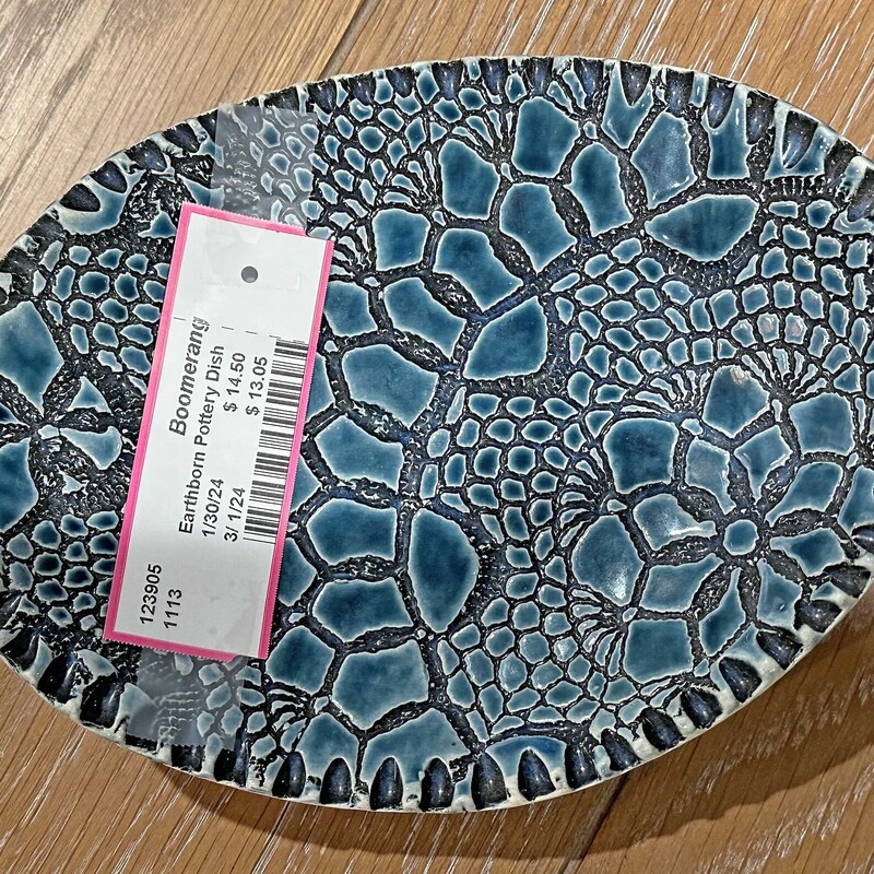Earthborn Pottery Dish
7 In x 5.5 In.