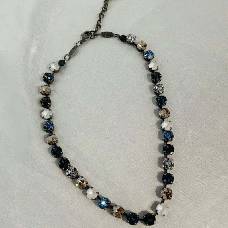 Sabika Blue Luxury Manhattan Choker Necklace
Blue White Gray Size: 18L