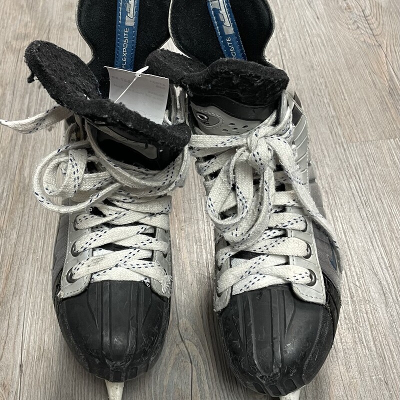 Nike V4 Hockey Skates, Grey, Size: 2Y