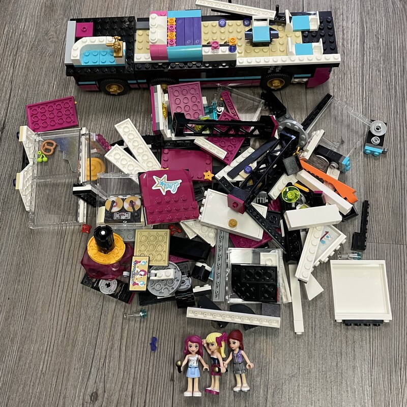 Lego Friends Pop Star, Multi, Size: Pre-owned
Includes 3 mini figures
AS IS