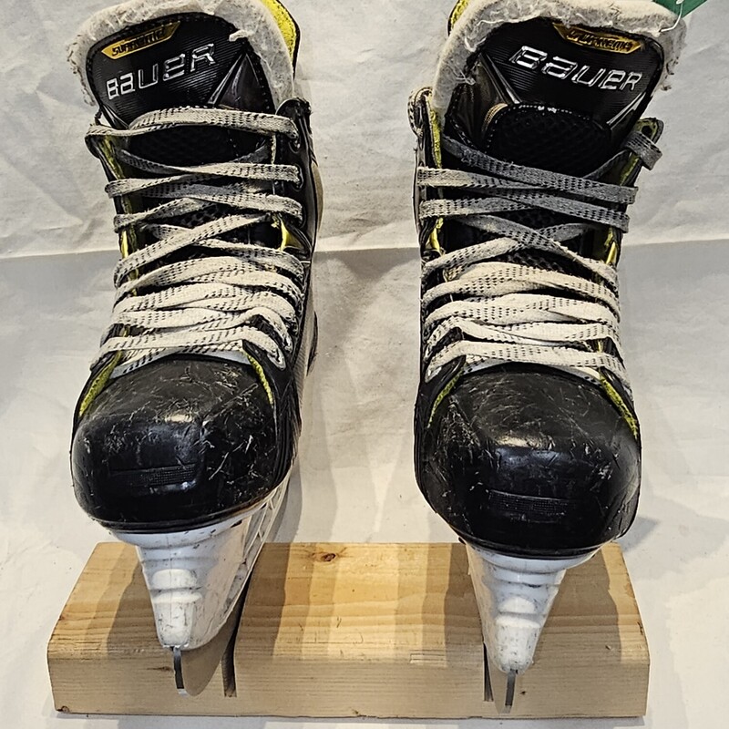 Pre-owned Bauer Supreme 3S Hockey Skates, Skate Size: 3