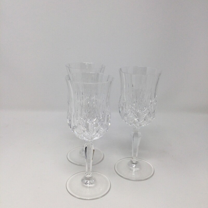 Set Of 12 Crystal Stemware, Size: 7.5 In