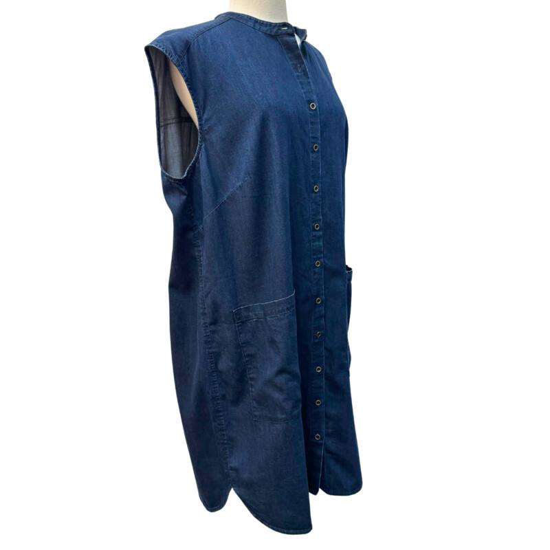 Eileen Fisher Sleeveless Dress<br />
Tencel and Organic Cotton<br />
With Pockets<br />
Color: Denim<br />
Size: 1X